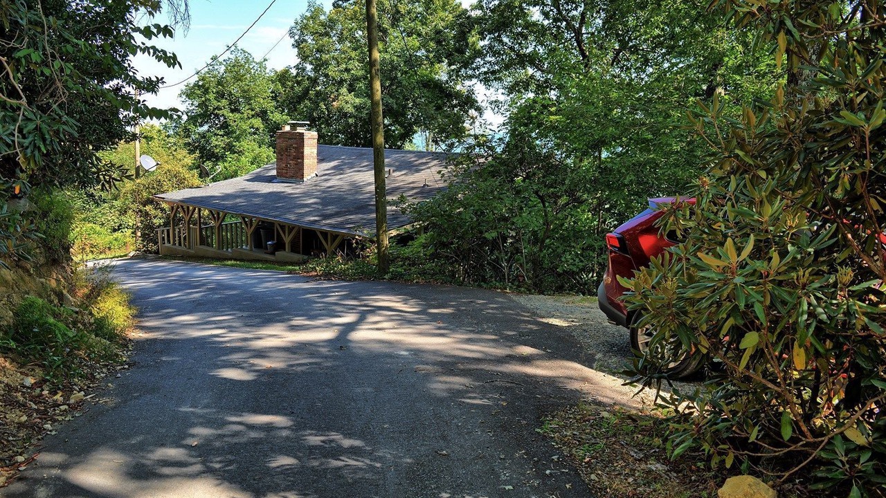 Photo of Others in Apple Ridge