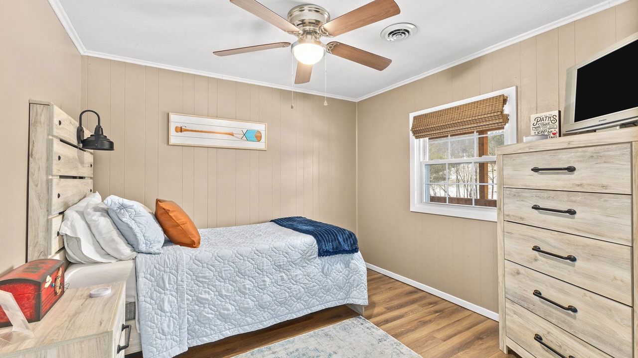 Photo of Bedroom in Bluff City