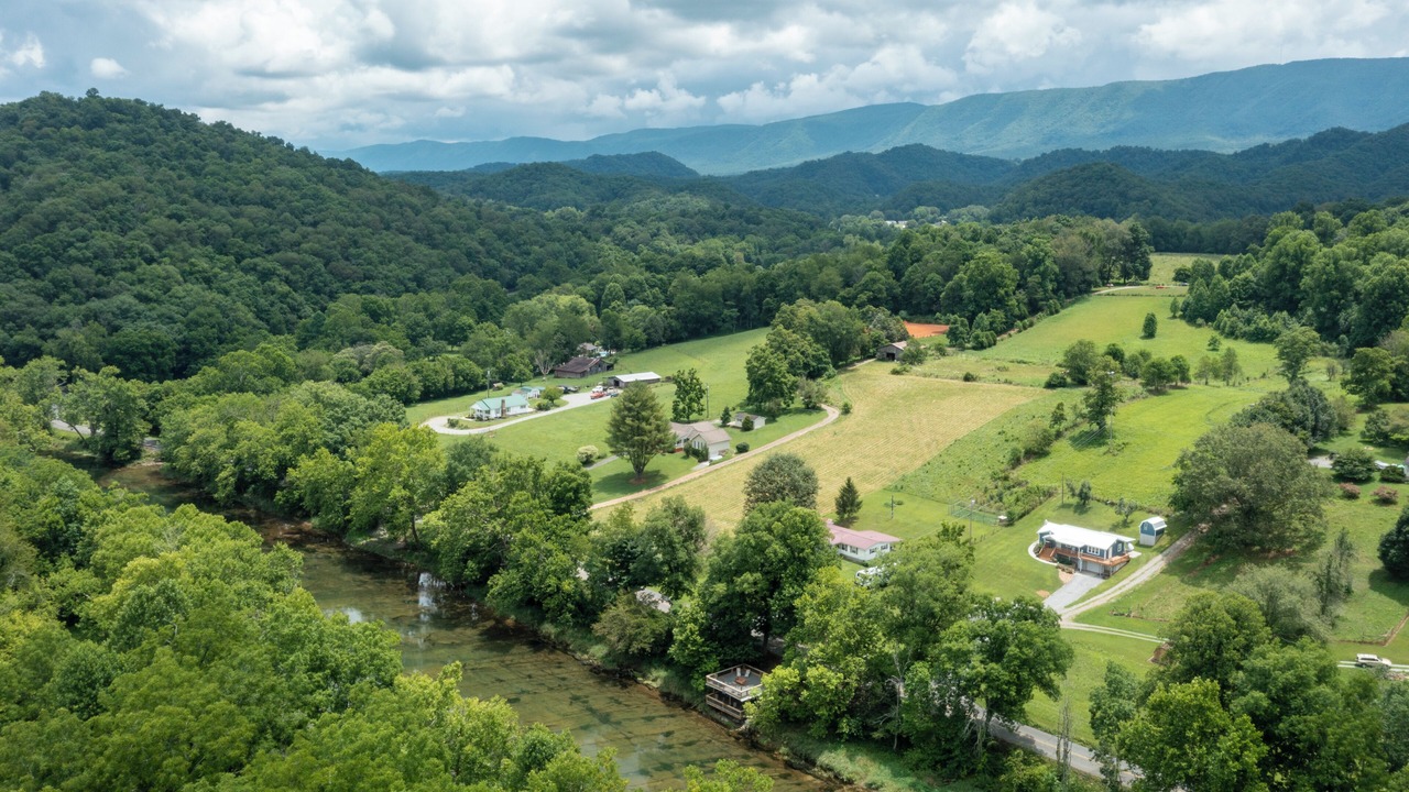 Photo of Outdoor in Bluff City
