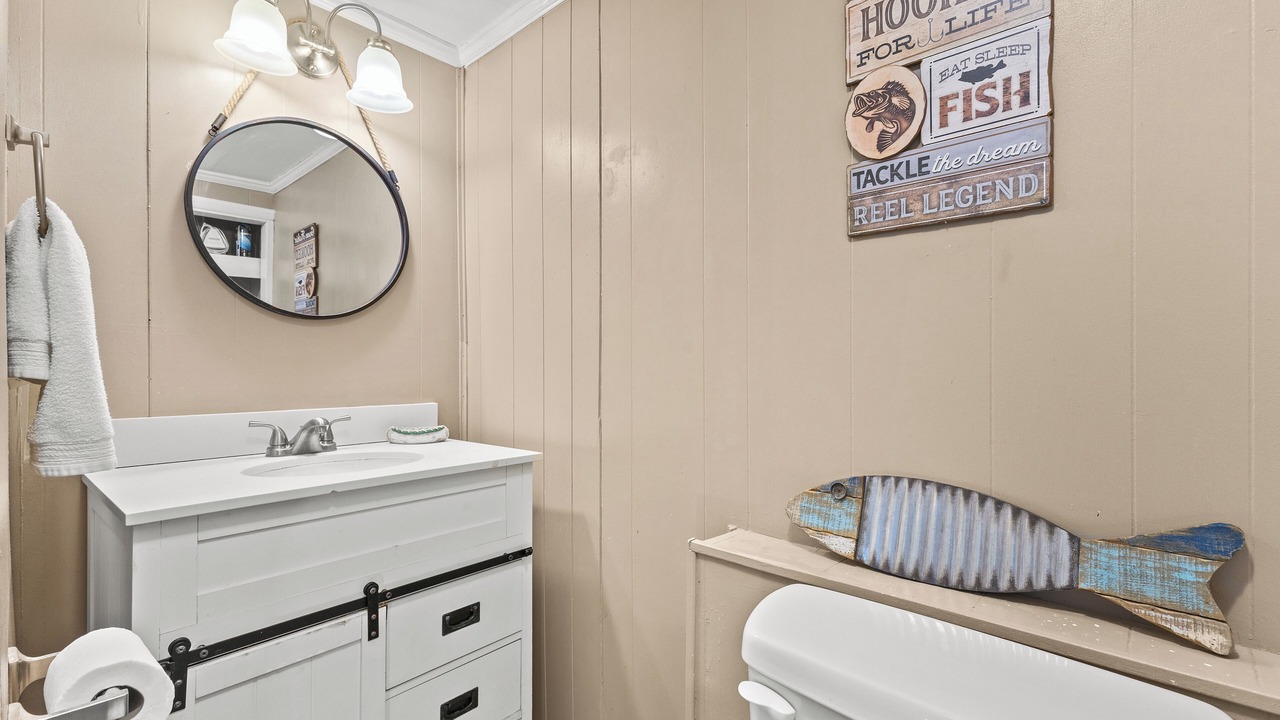 Photo of Bathroom in Bluff City