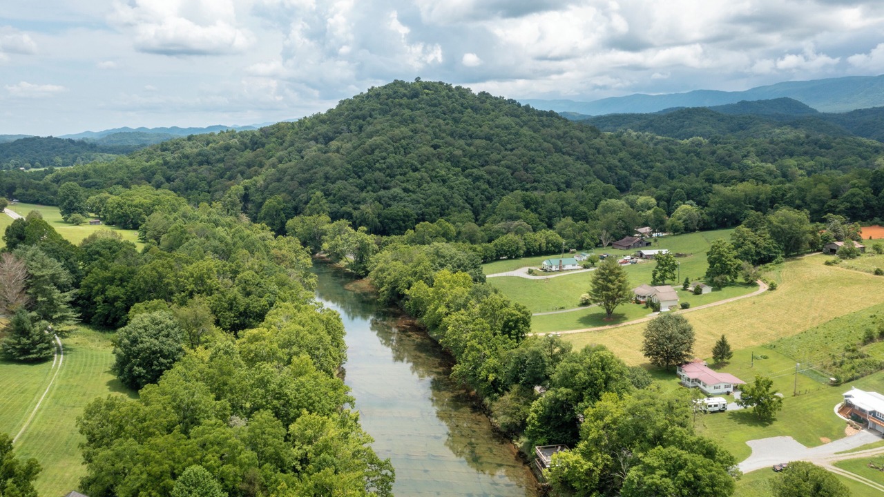Photo of Outdoor in Bluff City