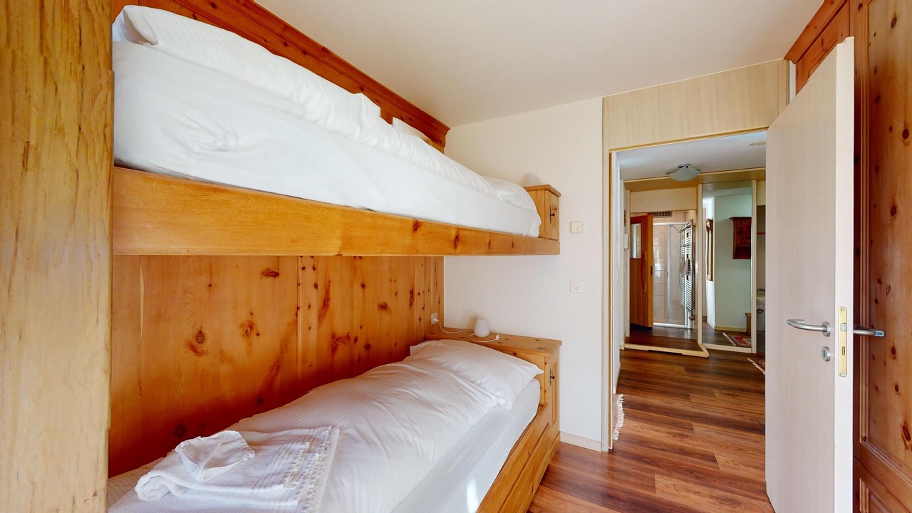 Photo of Bedroom in Samedan