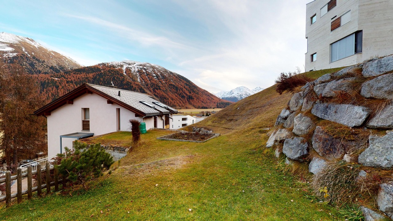 Photo of Outdoor in Samedan