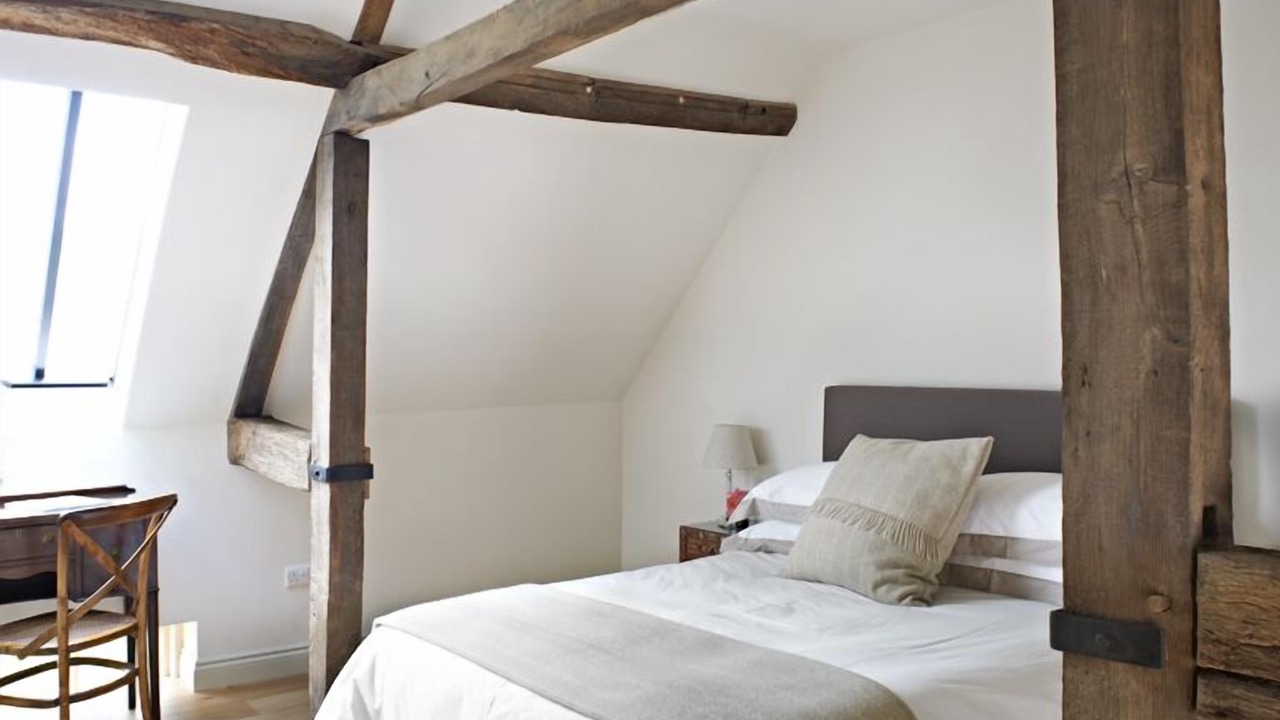 Photo of Bedroom in Thatcham