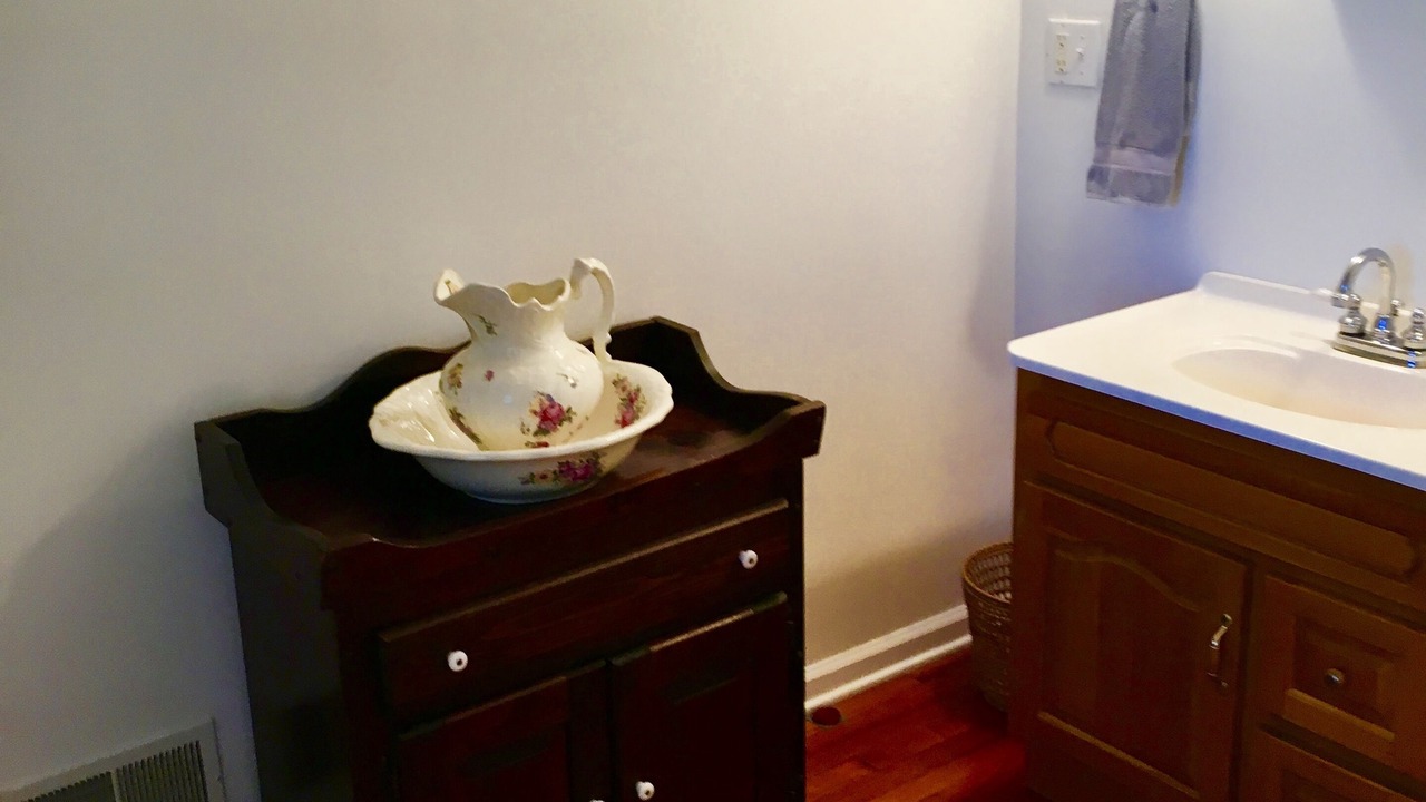 Photo of Bathroom in Cooperstown