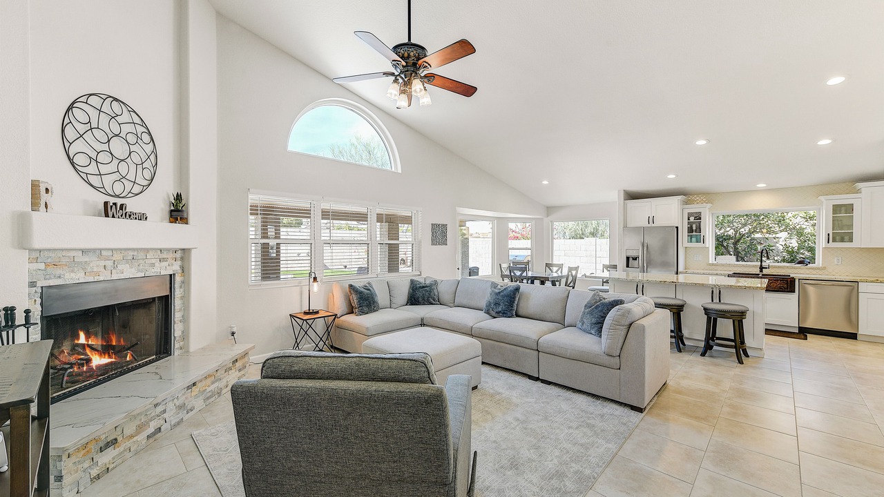 Photo of Livingroom in Paradise Valley Village