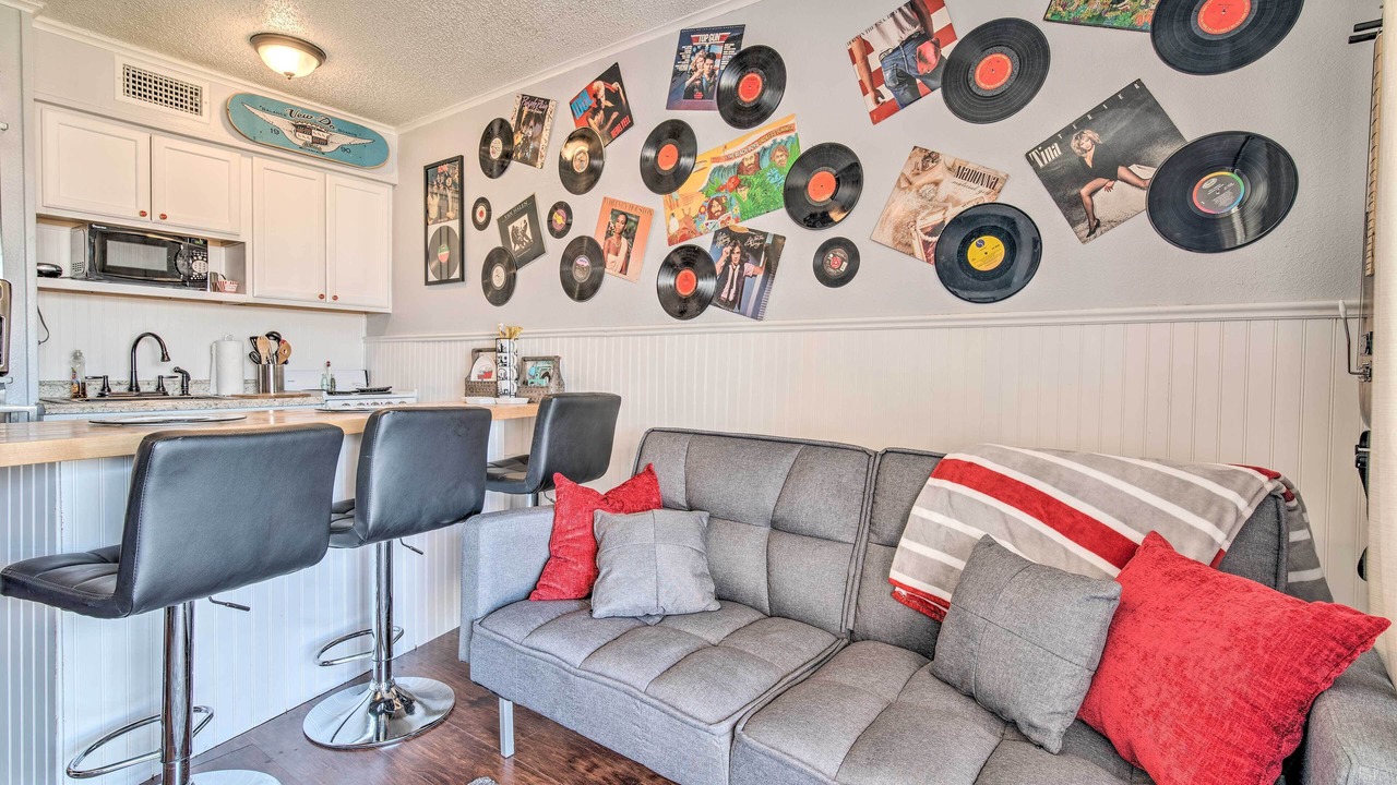 Photo of Livingroom in North Beach