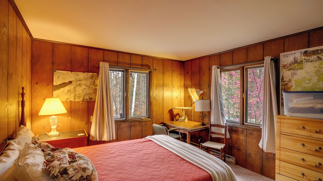 Photo of Bedroom in North River