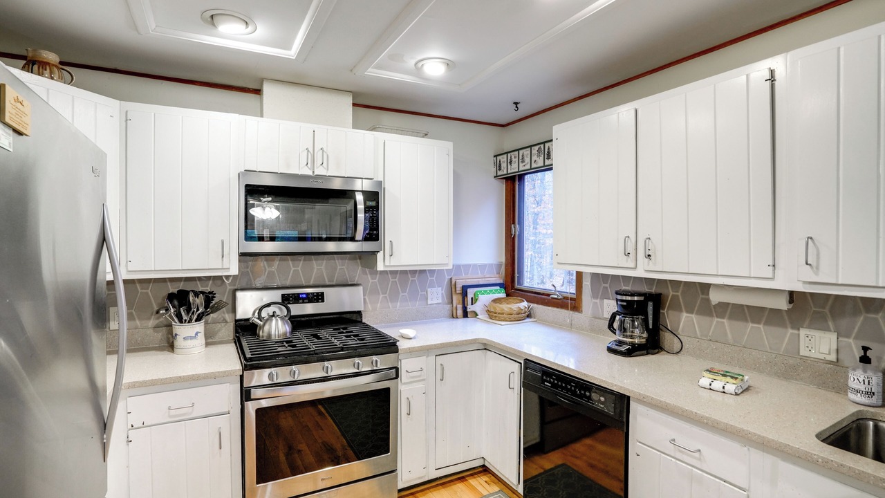 Photo of Kitchen in North River