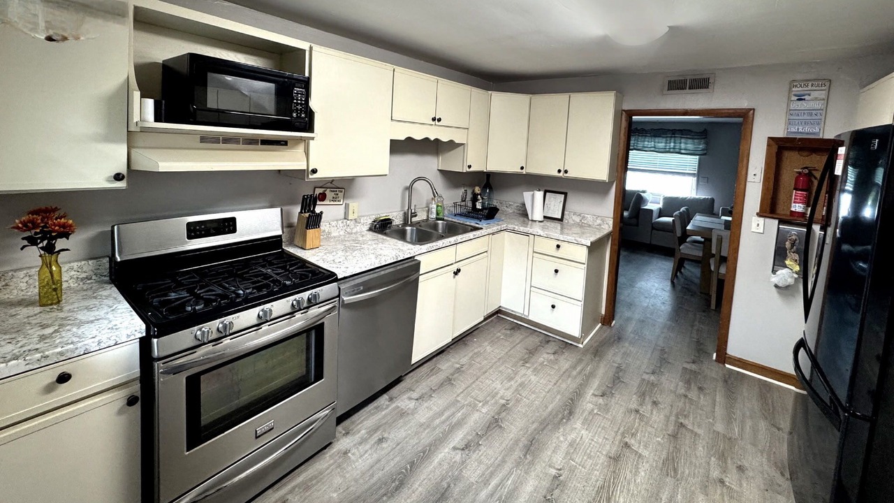 Photo of Kitchen in Bayview
