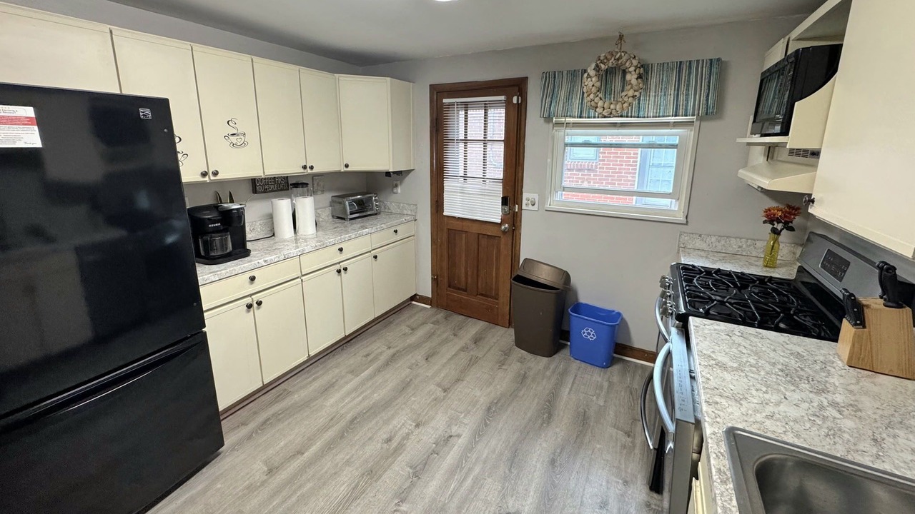 Photo of Kitchen in Bayview