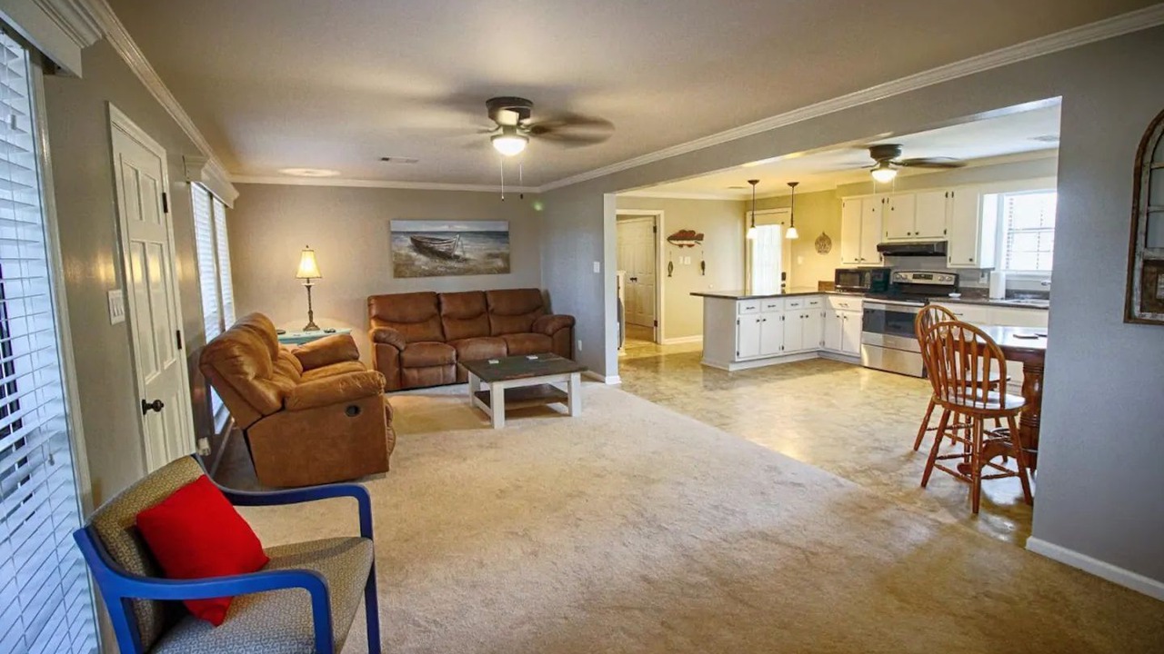 Photo of Livingroom in Sardis