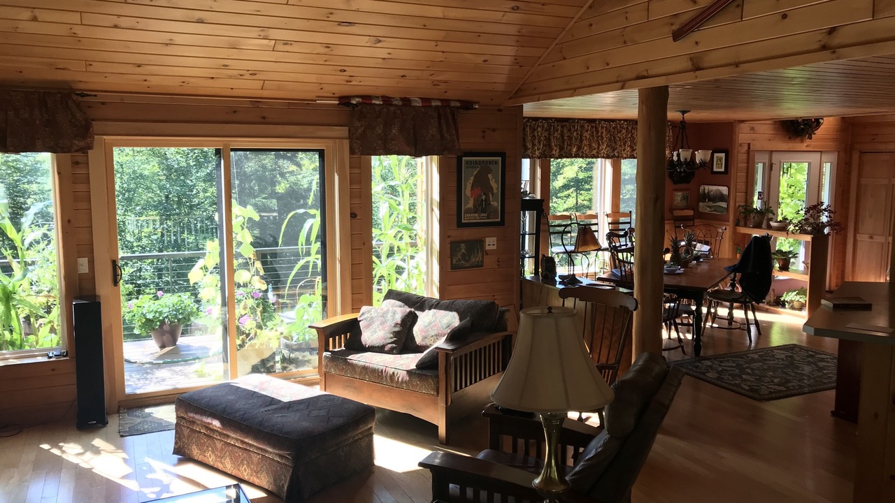 Photo of Livingroom in Saranac Lake