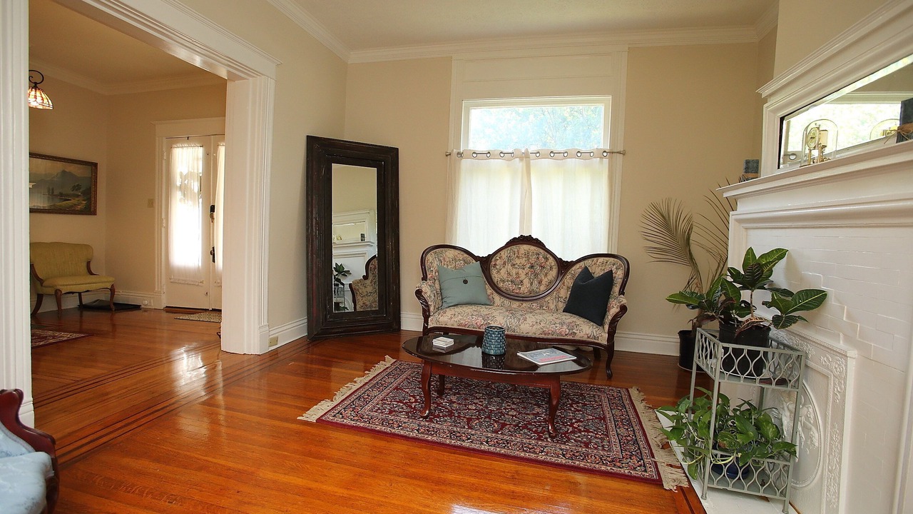 Photo of Bedroom in Cherokee Triangle