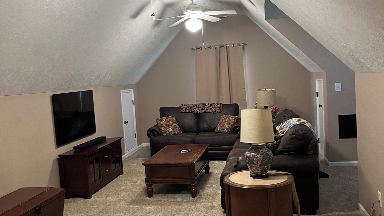 Photo of Livingroom in Evans