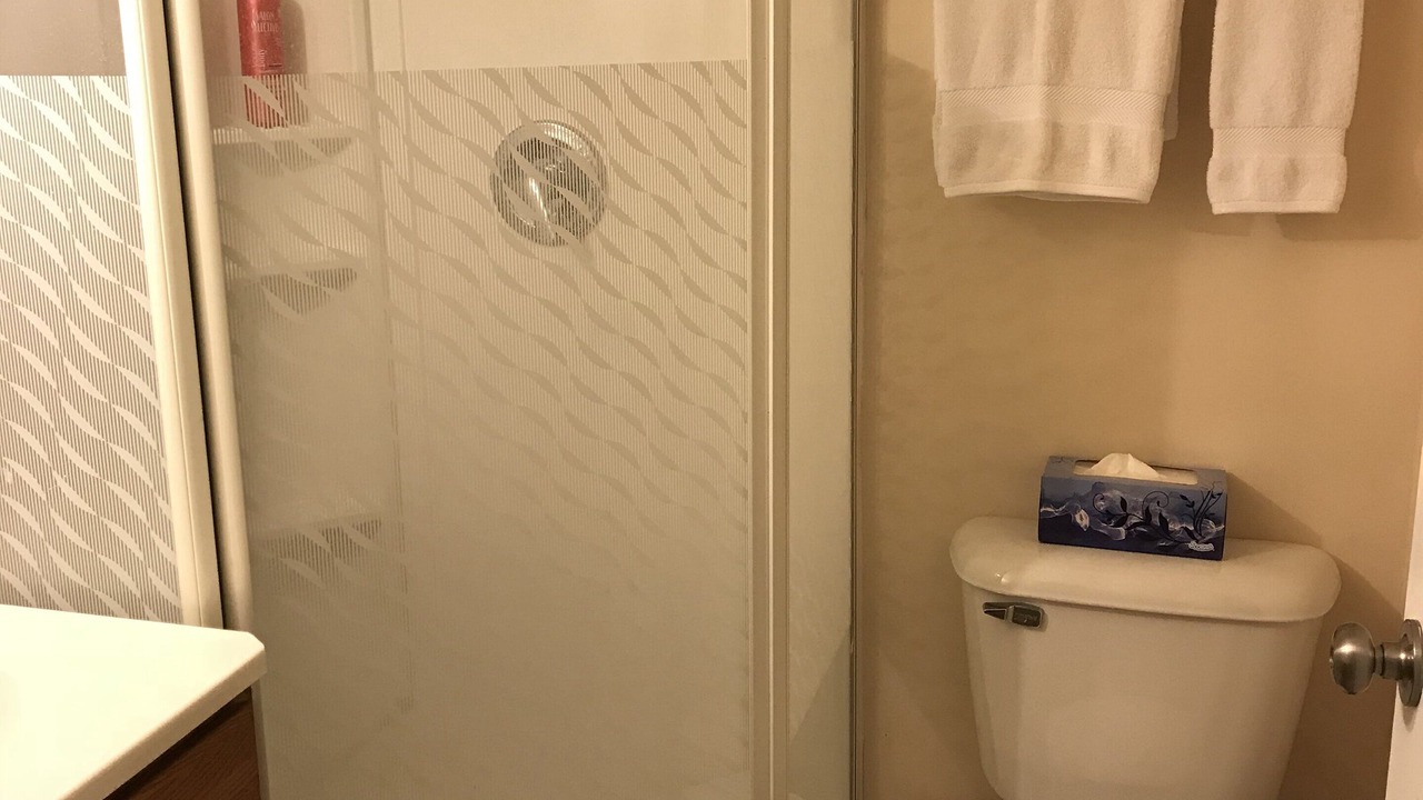 Photo of Bathroom in Boss