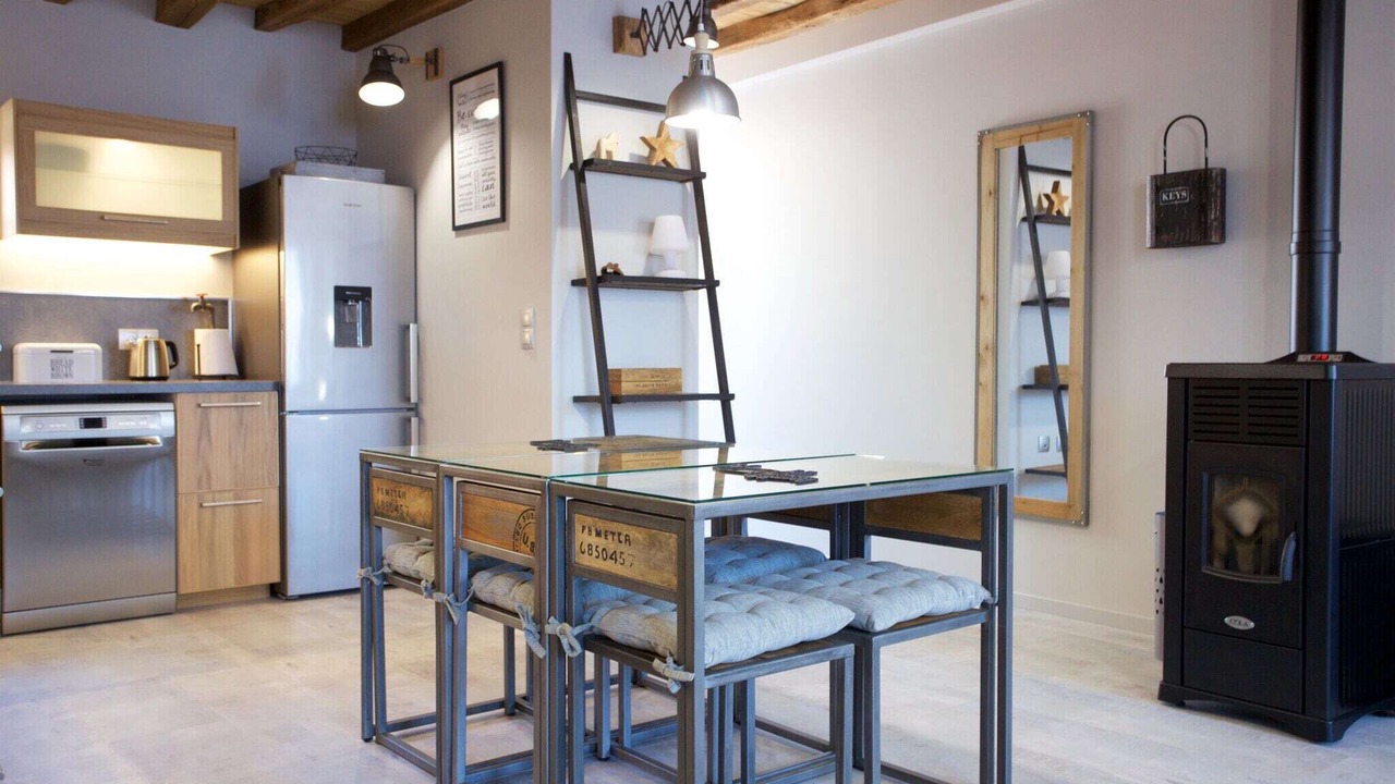 Photo of Kitchen in Bourg-de-Thizy