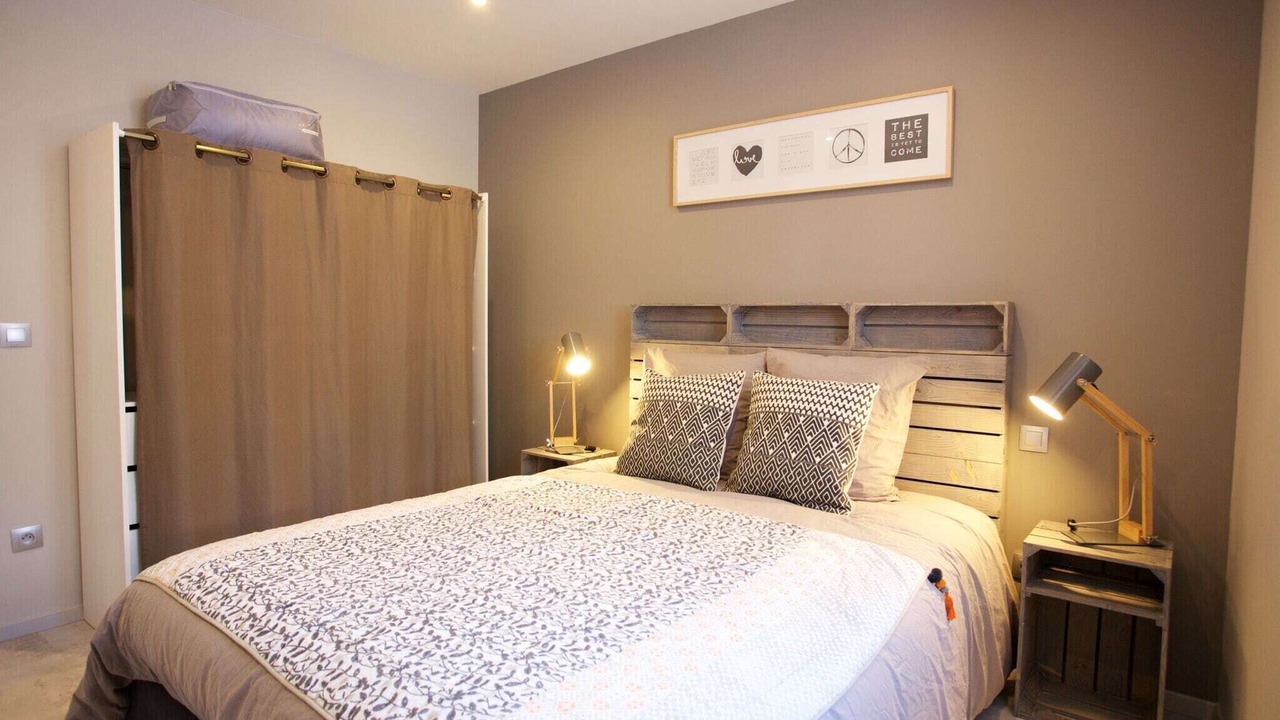 Photo of Bedroom in Bourg-de-Thizy