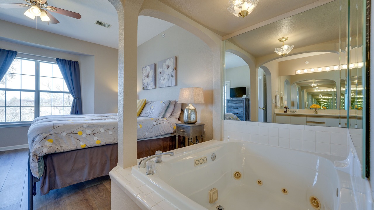 Photo of Bathroom in Branson