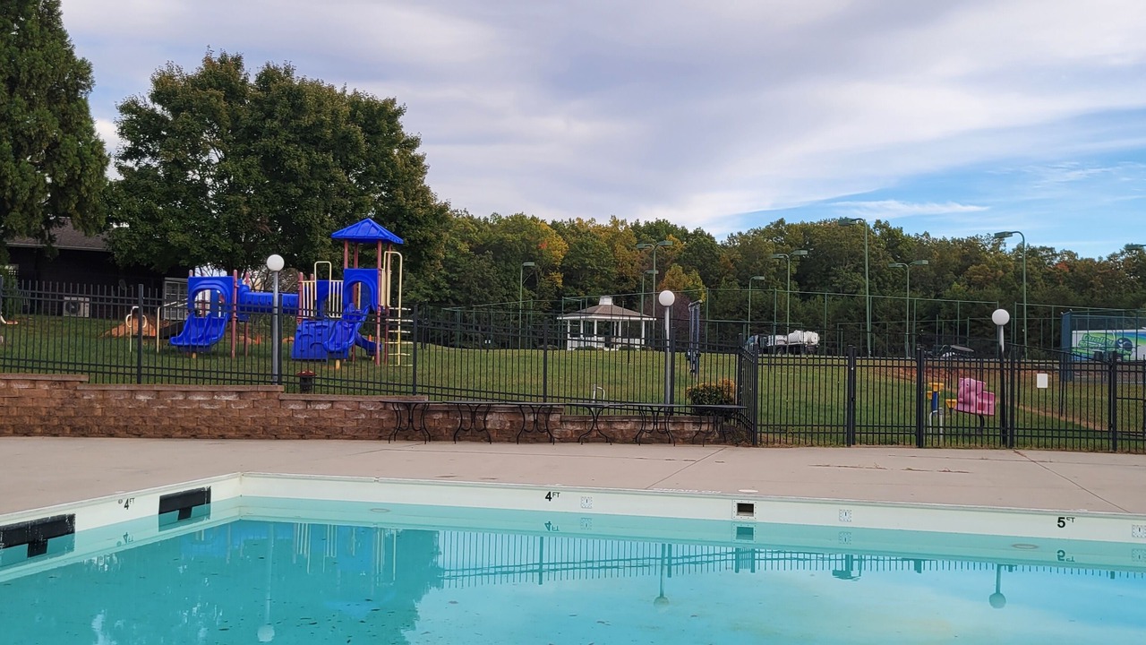 Photo of Outdoor in Smith Mountain Lake