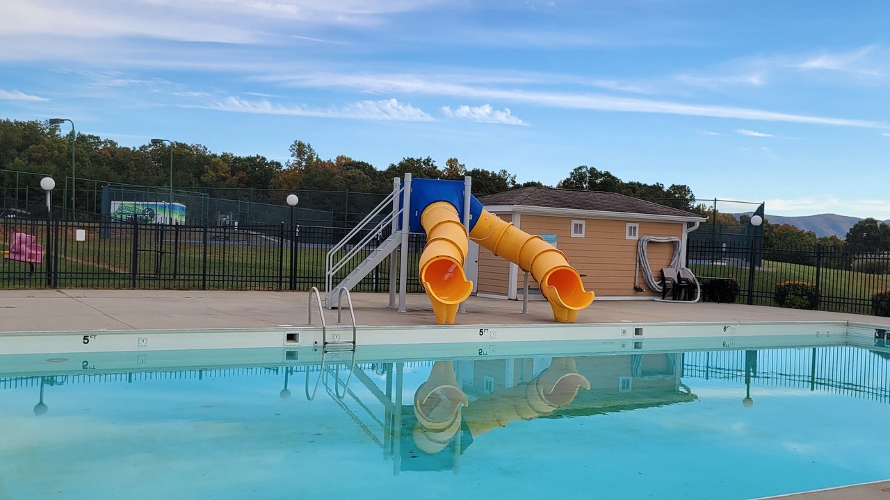 Photo of Outdoor in Smith Mountain Lake