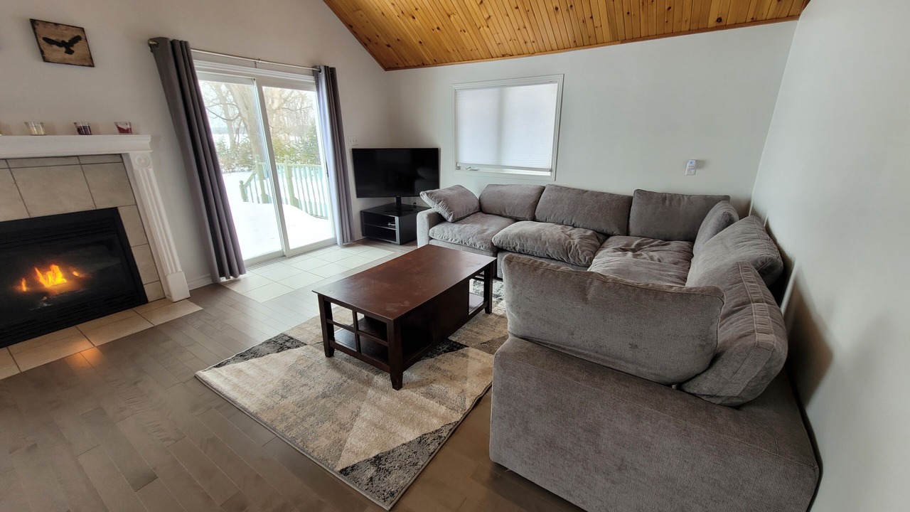 Photo of Livingroom in Calabogie