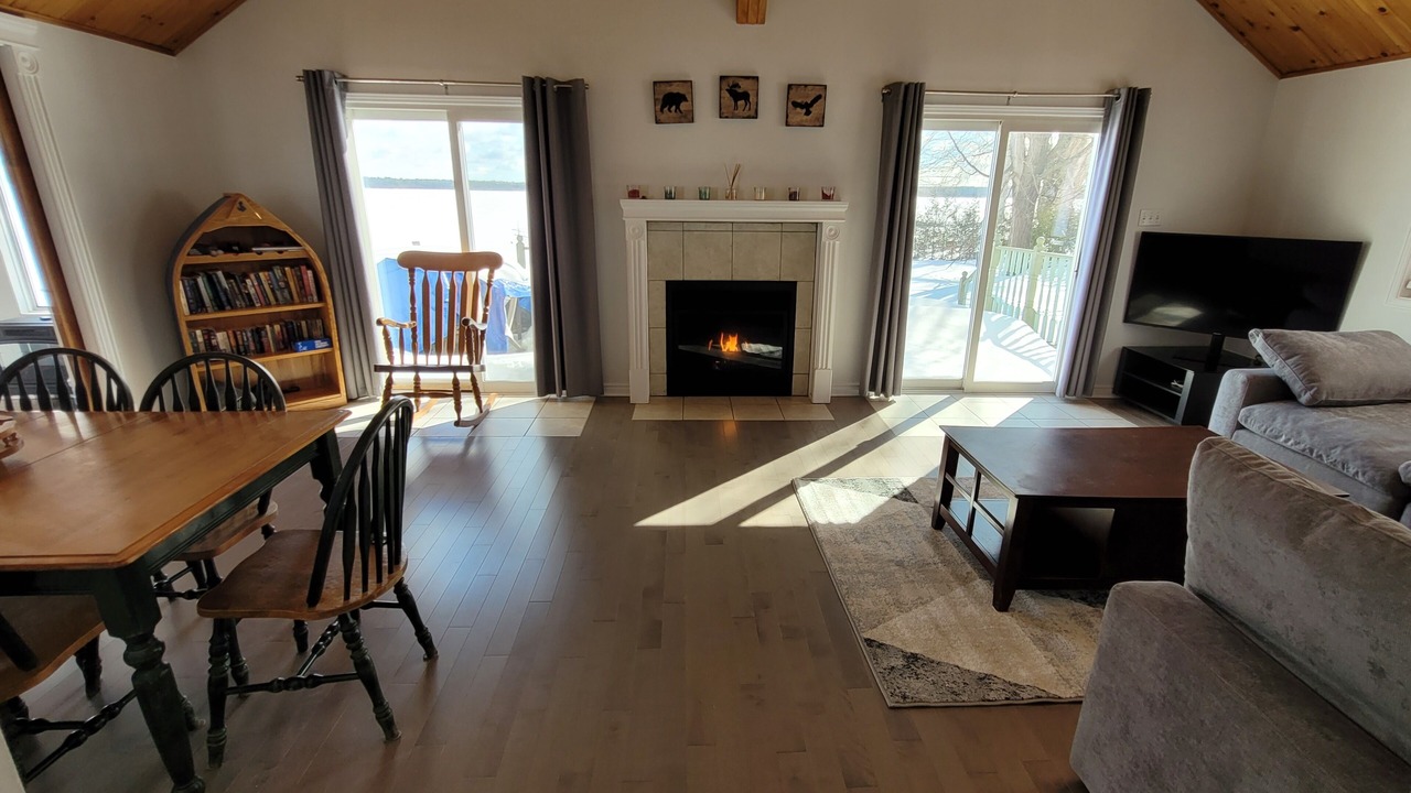 Photo of Livingroom in Calabogie