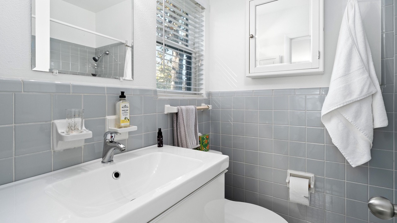 Photo of Bathroom in South Manchaca
