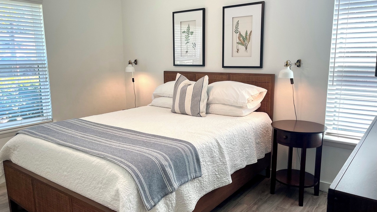 Photo of Bedroom in South Manchaca