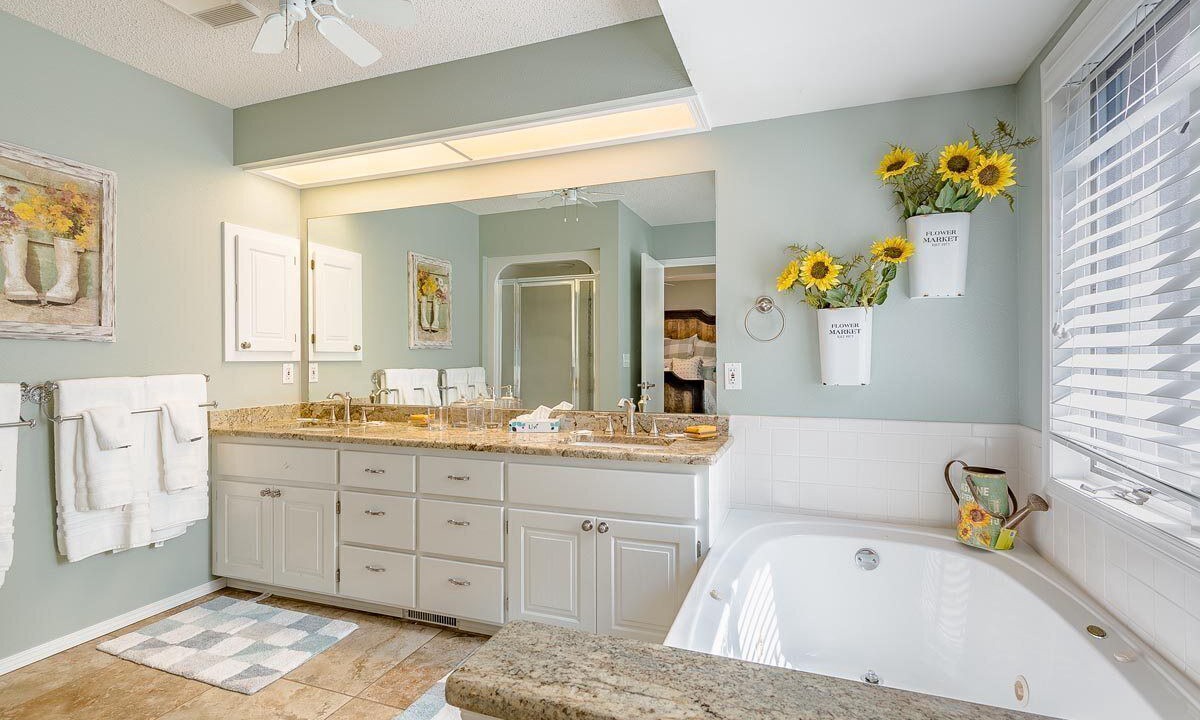 Photo of Bathroom in Bella Vista