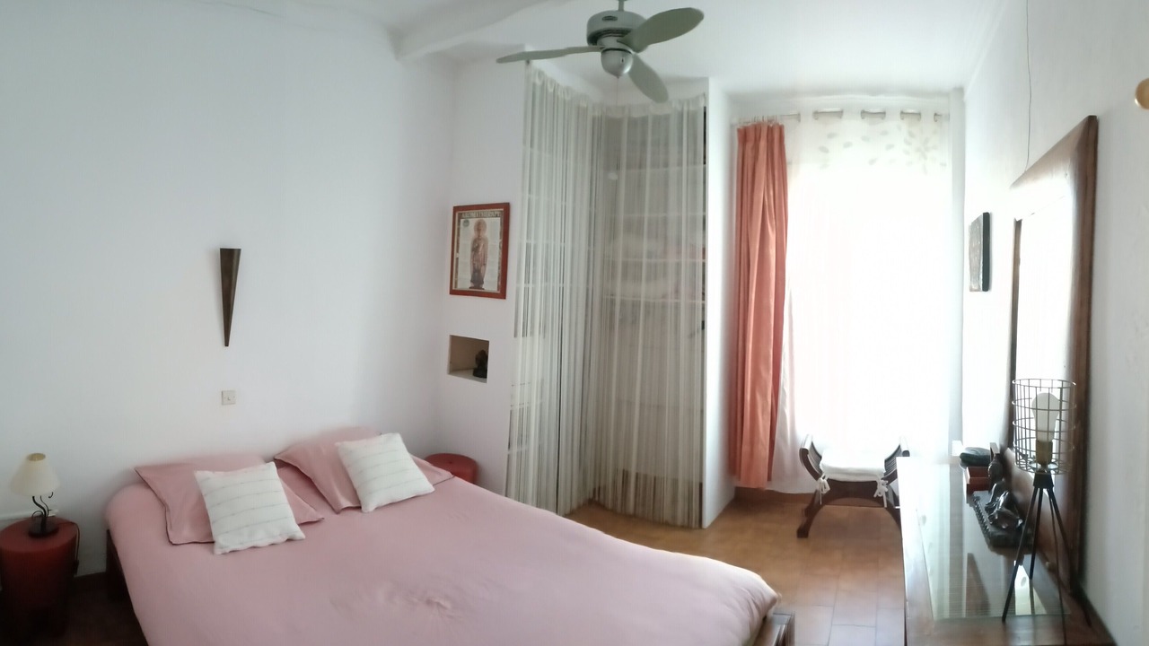 Photo of Bedroom in Gares