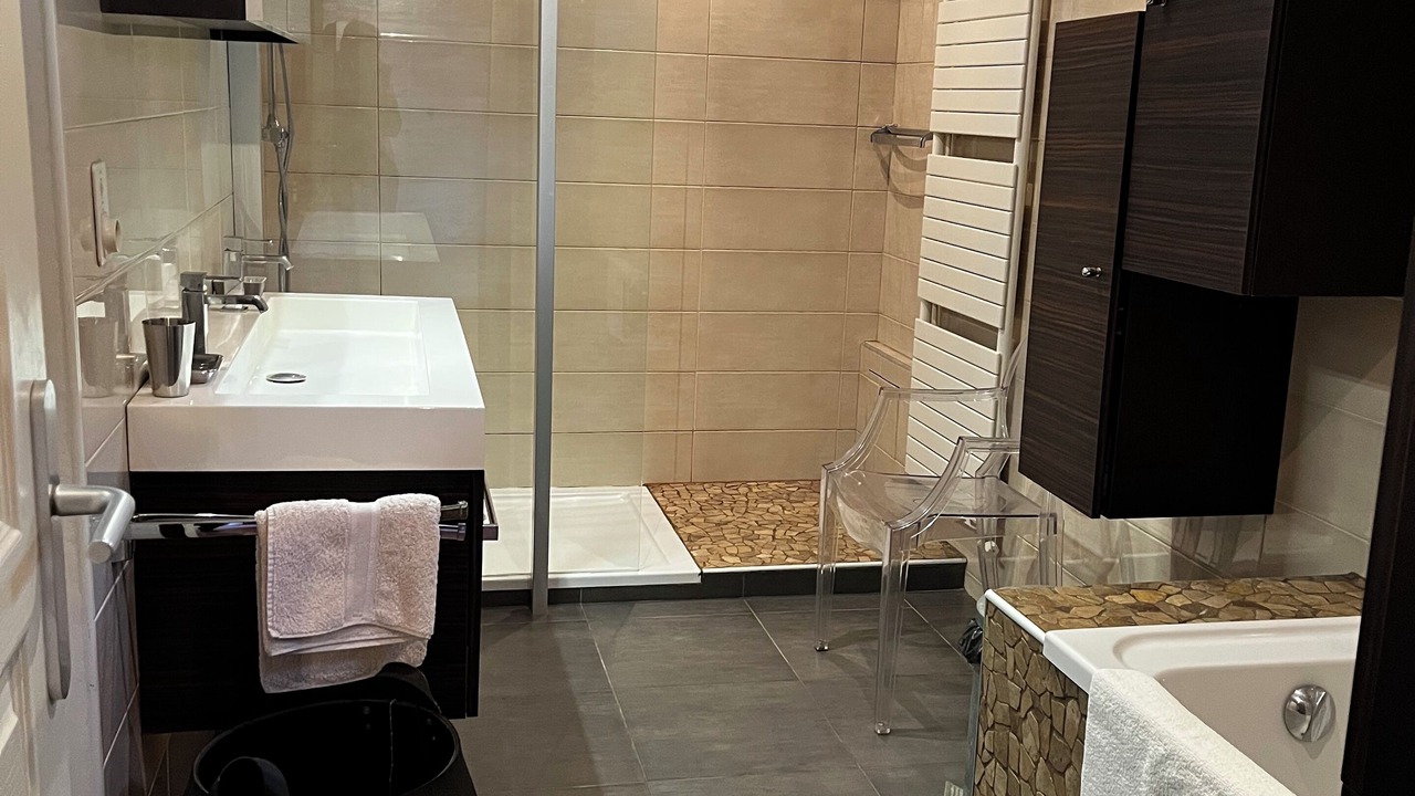 Photo of Bathroom in Esquieze-Sere