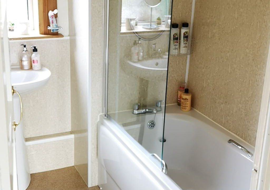 Photo of Bathroom in Auchengray