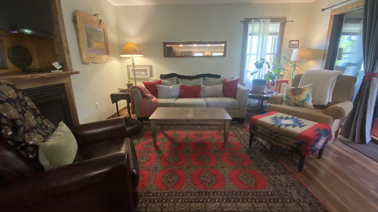 Photo of Livingroom in Bryson City