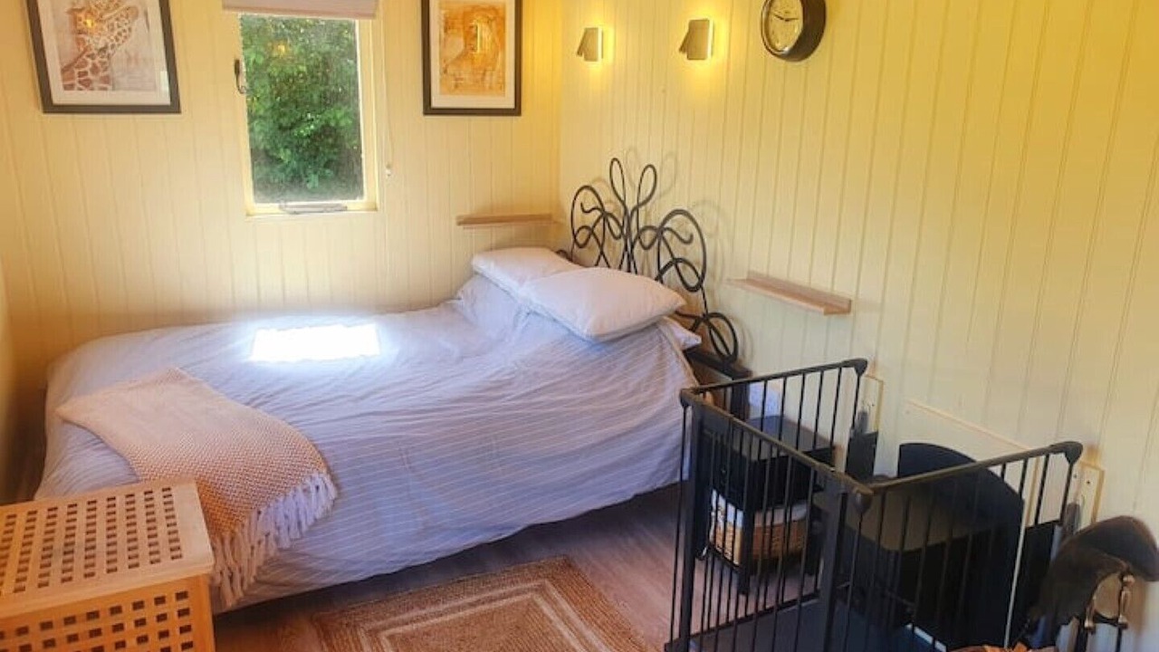 Photo of Bedroom in Saint Kew