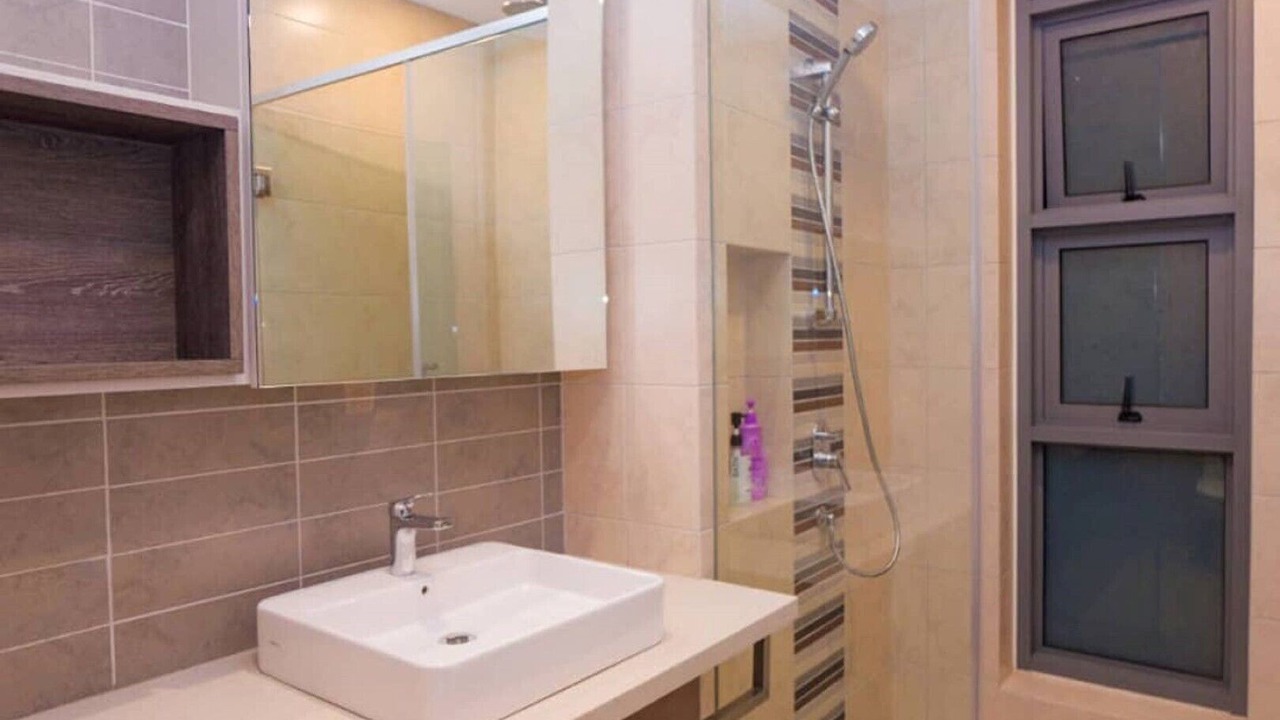 Photo of Bathroom in Saint Kew