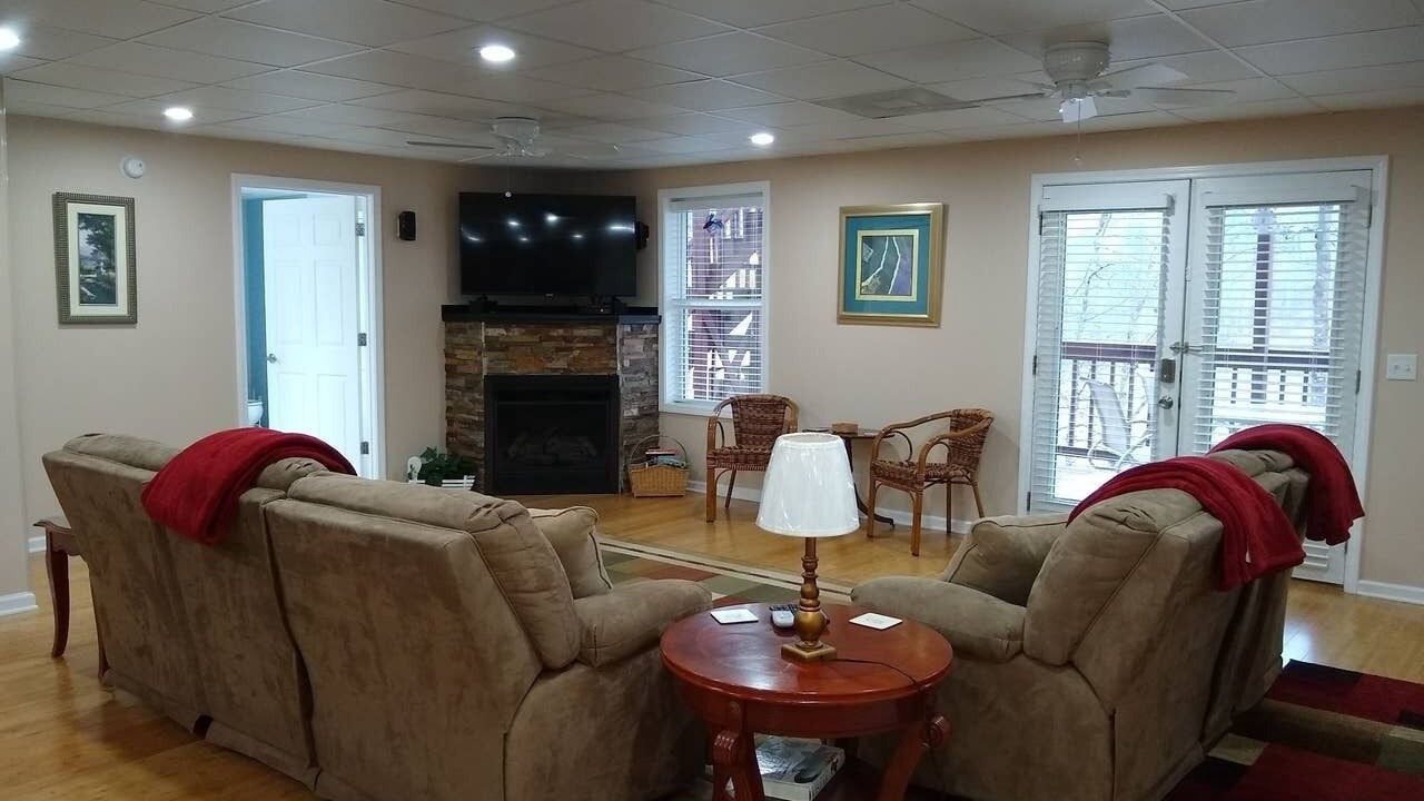 Photo of Livingroom in Wedowee