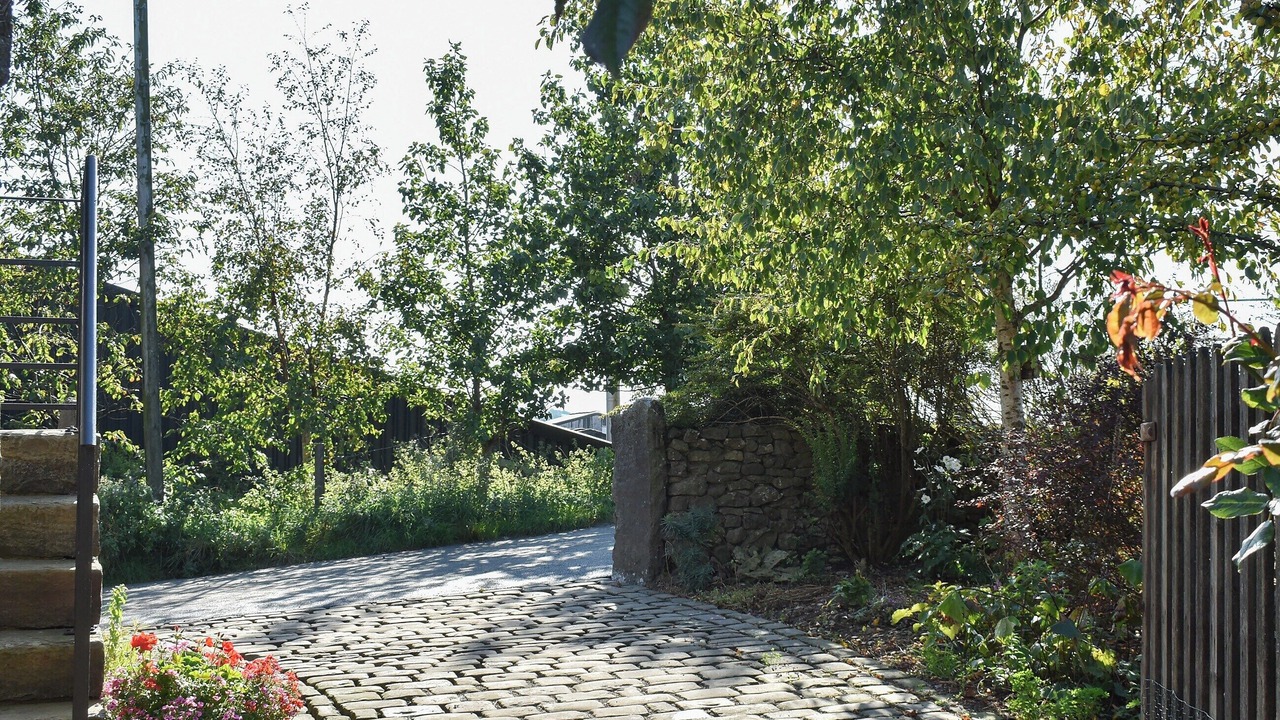 Photo of Others in Warton