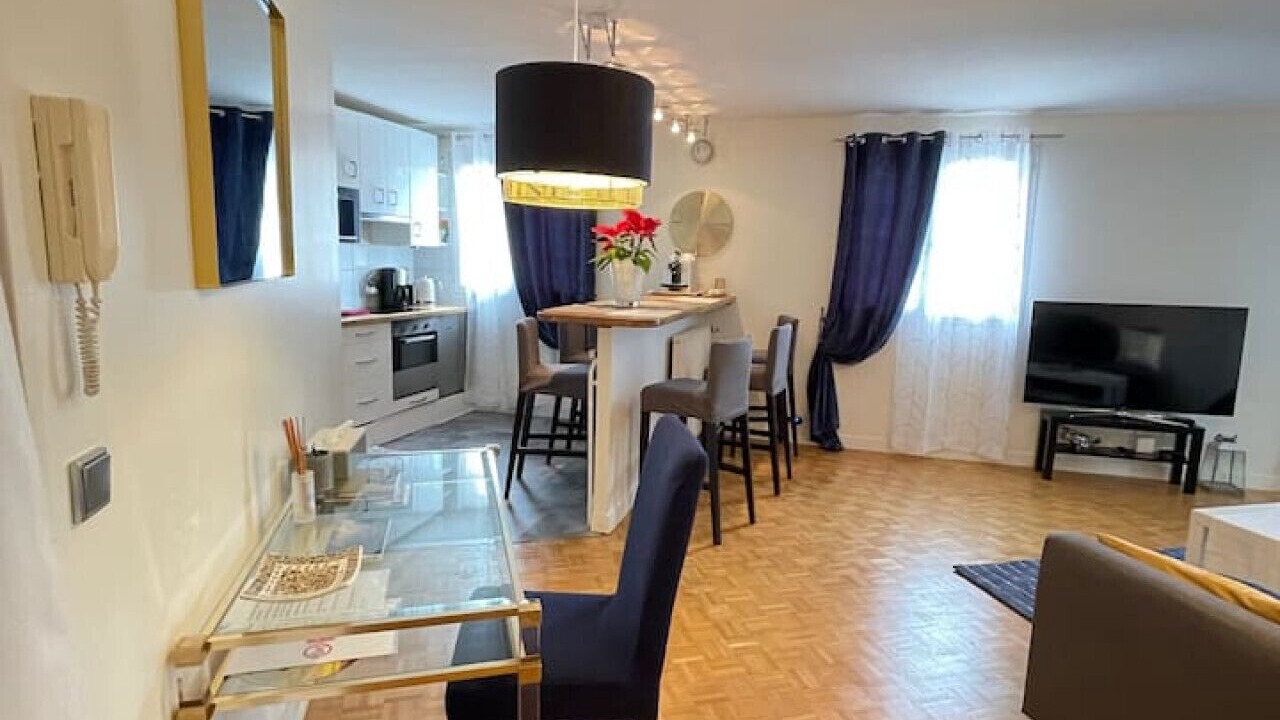 Photo of Livingroom in Saint-Cloud