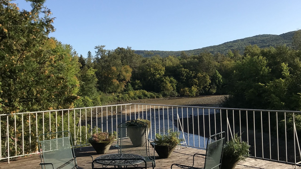 Photo of Patio Balcony in Baie-St-Paul