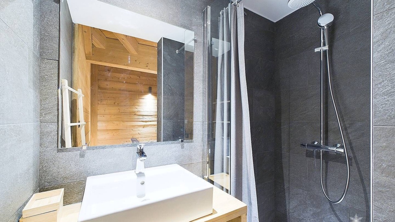 Photo of Bathroom in La Rosiere