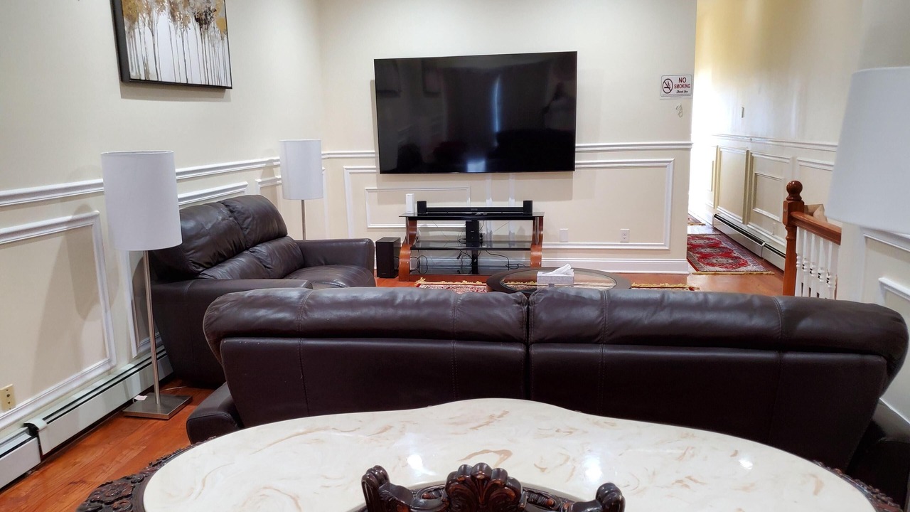 Photo of Livingroom in Queens