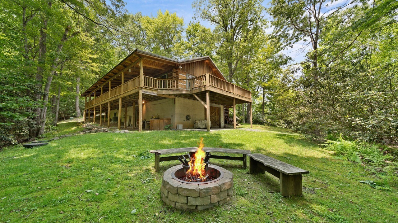 Photo of Outdoor in Boone