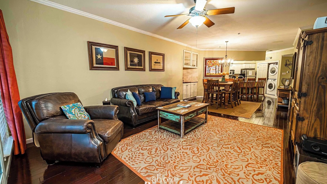 Photo of Livingroom in Highland Lake Estates