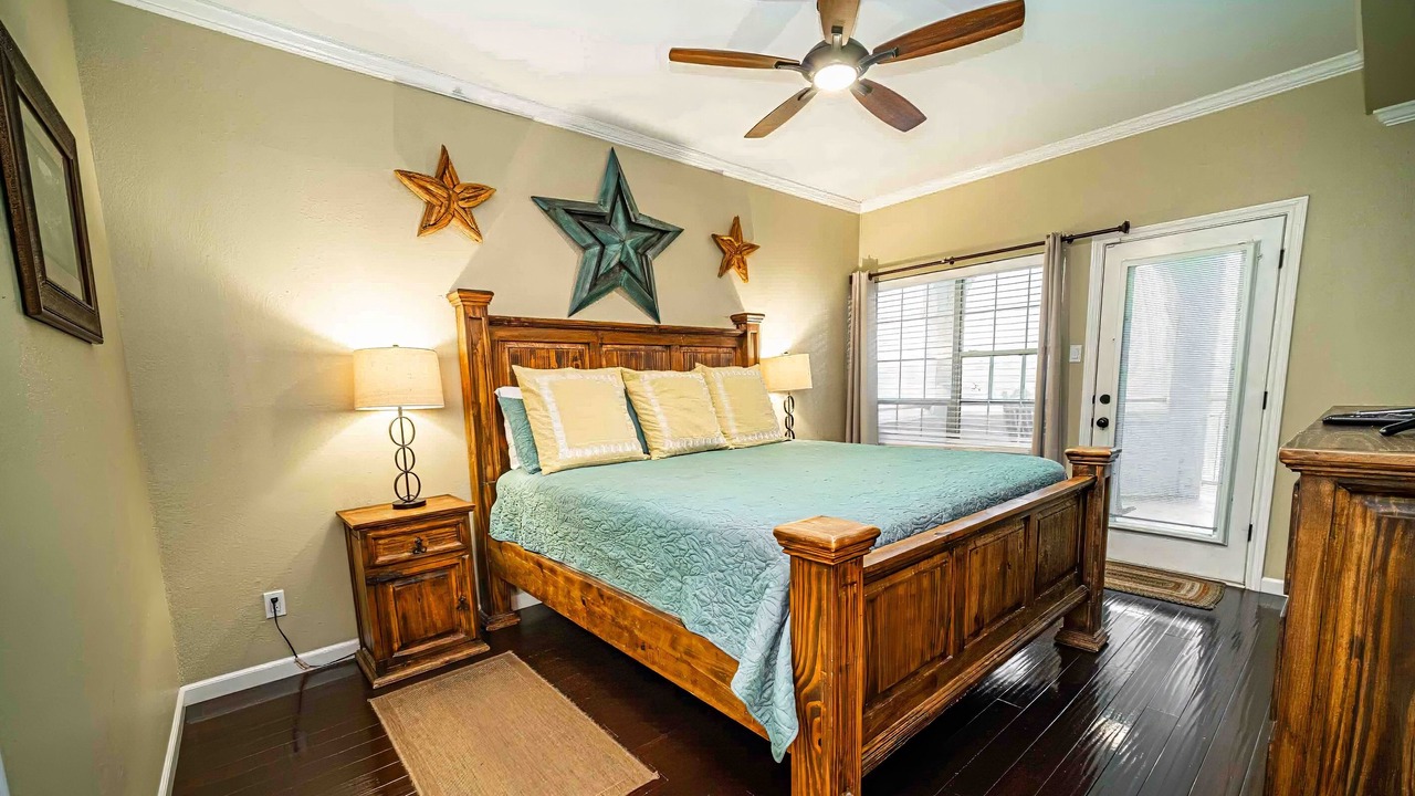 Photo of Bedroom in Highland Lake Estates