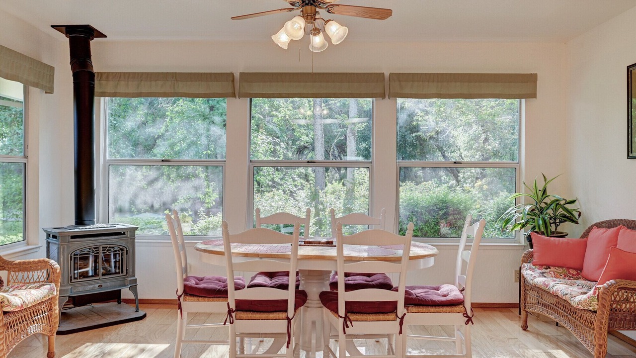 Photo of Others in Murphys