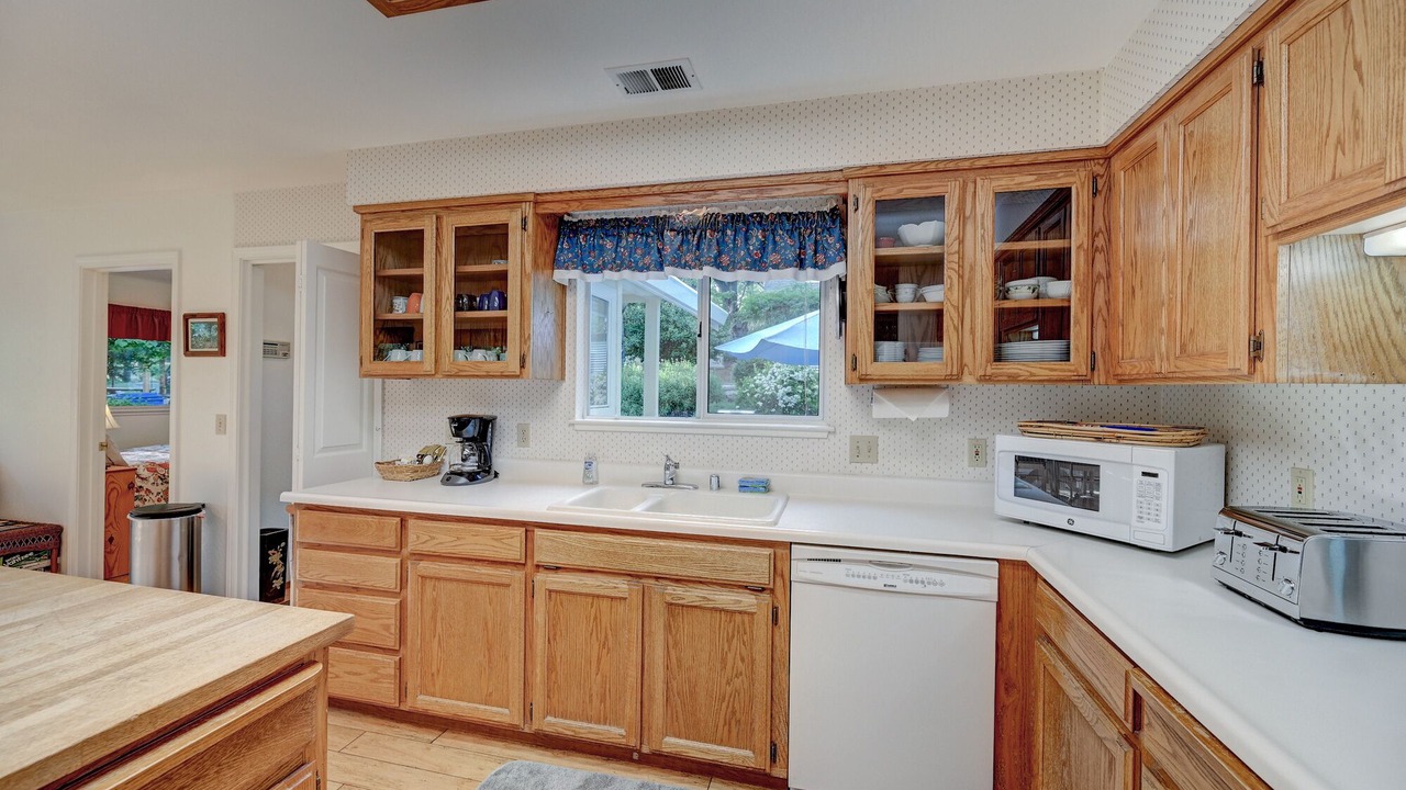 Photo of Others in Murphys