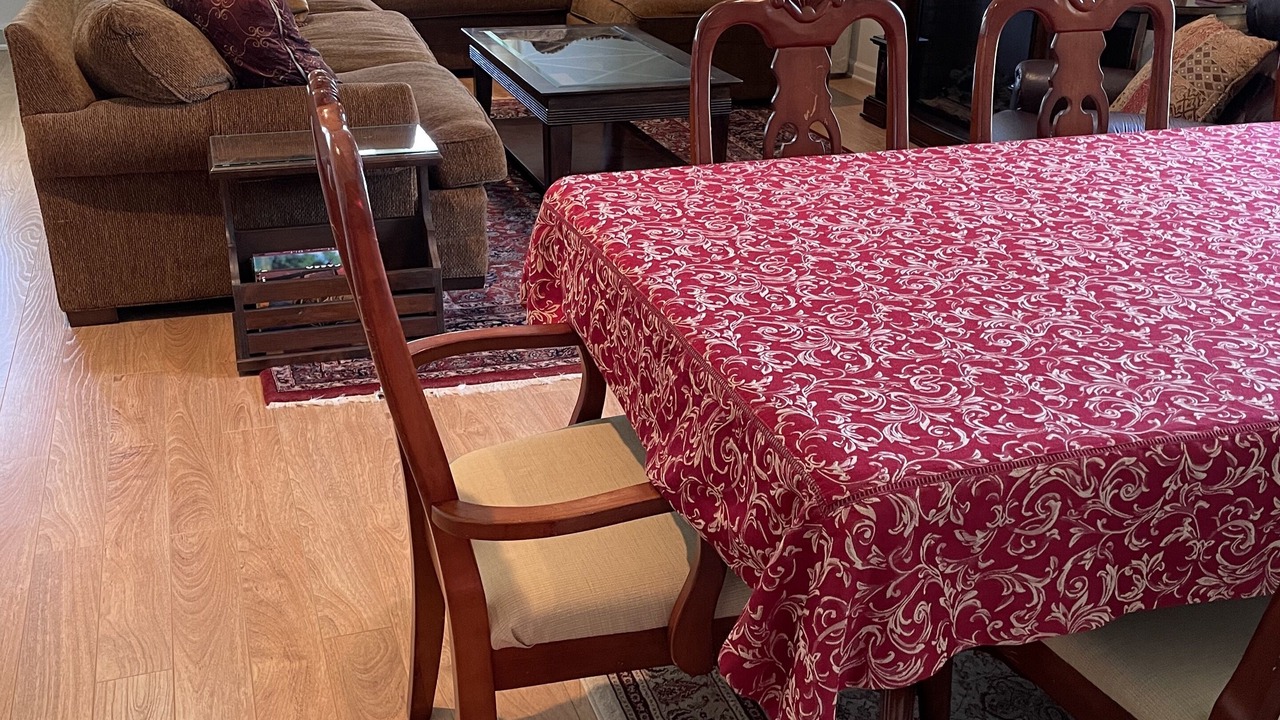Photo of Livingroom in Farmville