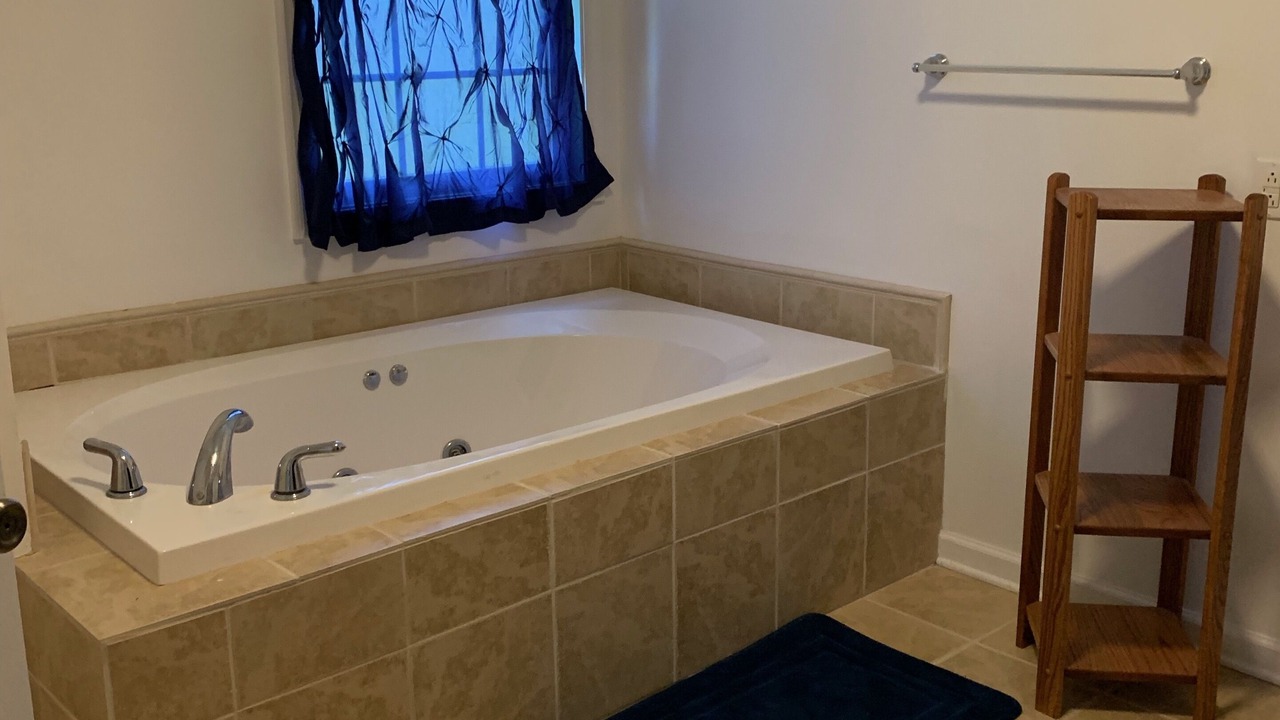 Photo of Bathroom in Farmville