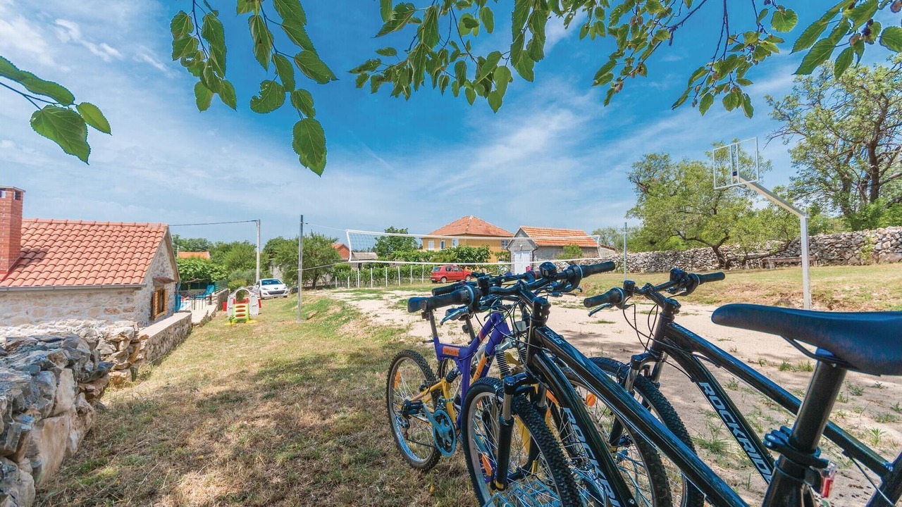Photo of Others in Benkovac